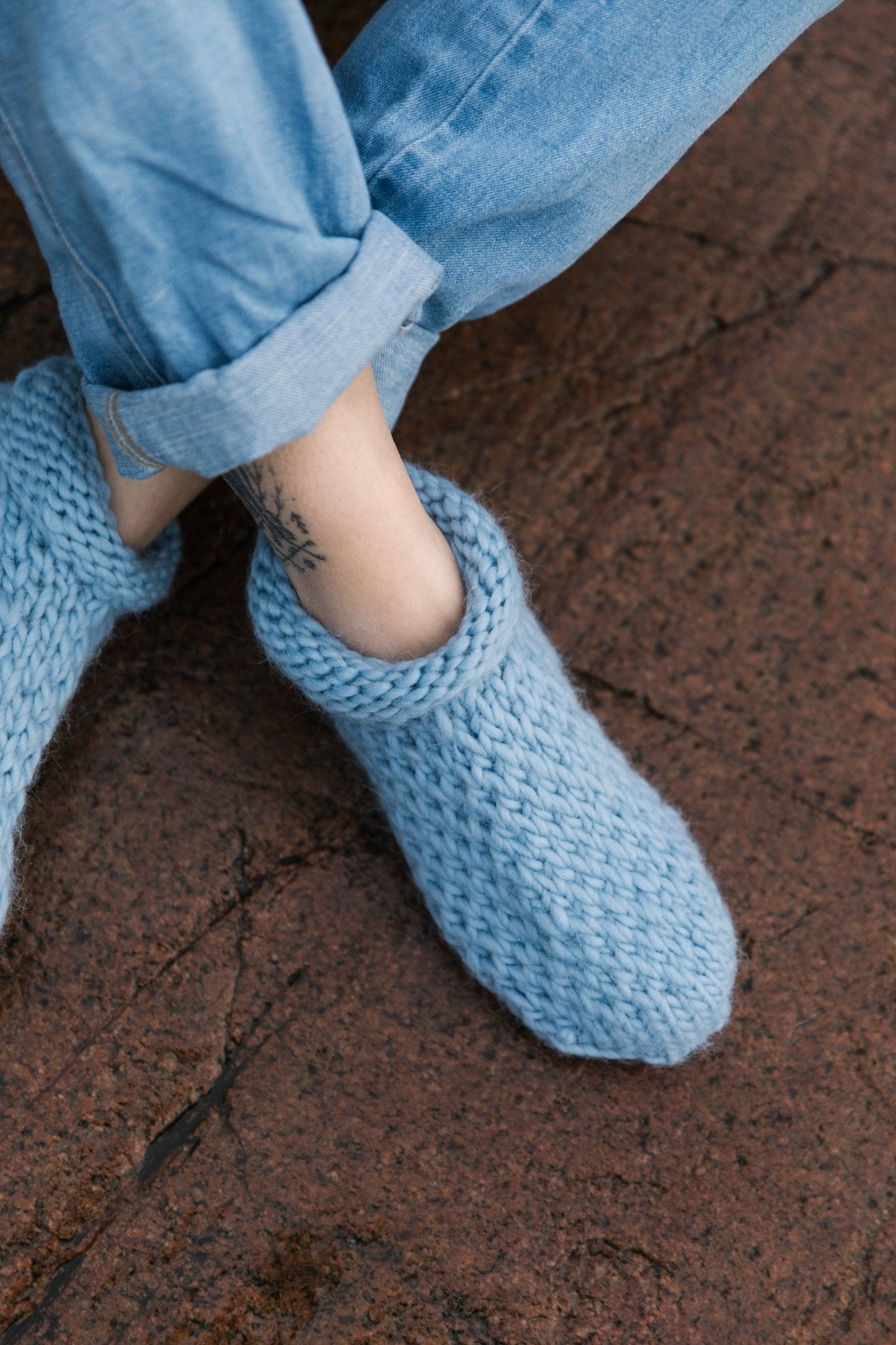 Soothing Stitches: Knits for a Quiet Mind - Pauliina Kuunsola - WoolAnn