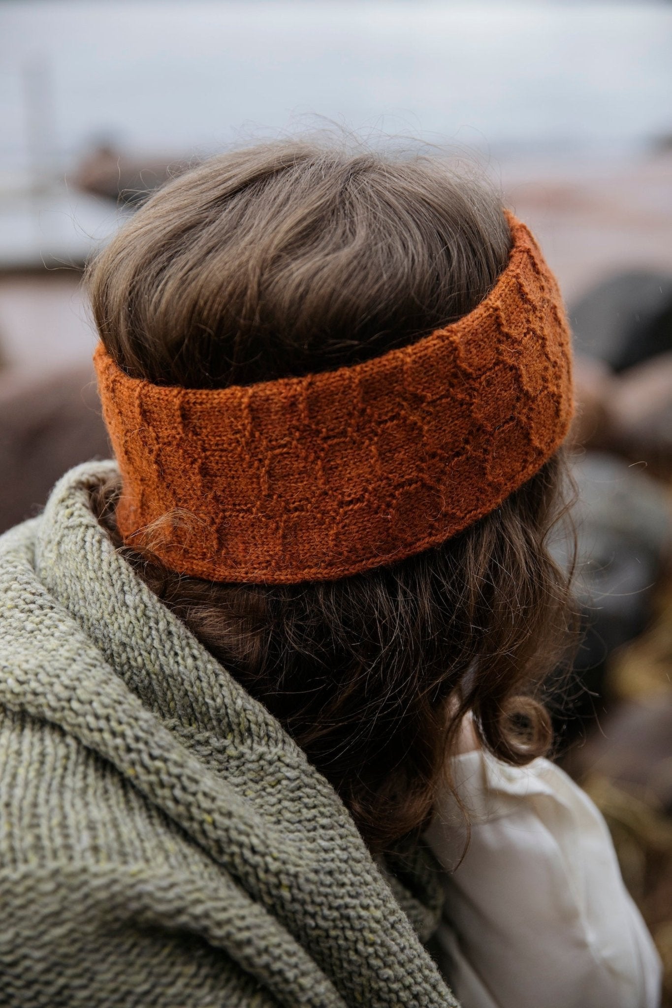 Soothing Stitches: Knits for a Quiet Mind - Pauliina Kuunsola - WoolAnn