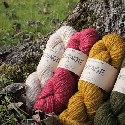 Baa Ram Ewe - Woodnote DK - WoolAnn