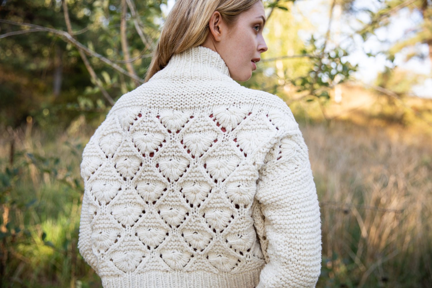 Laine Publishing - 52 Weeks of Chunky Knits - WoolAnn