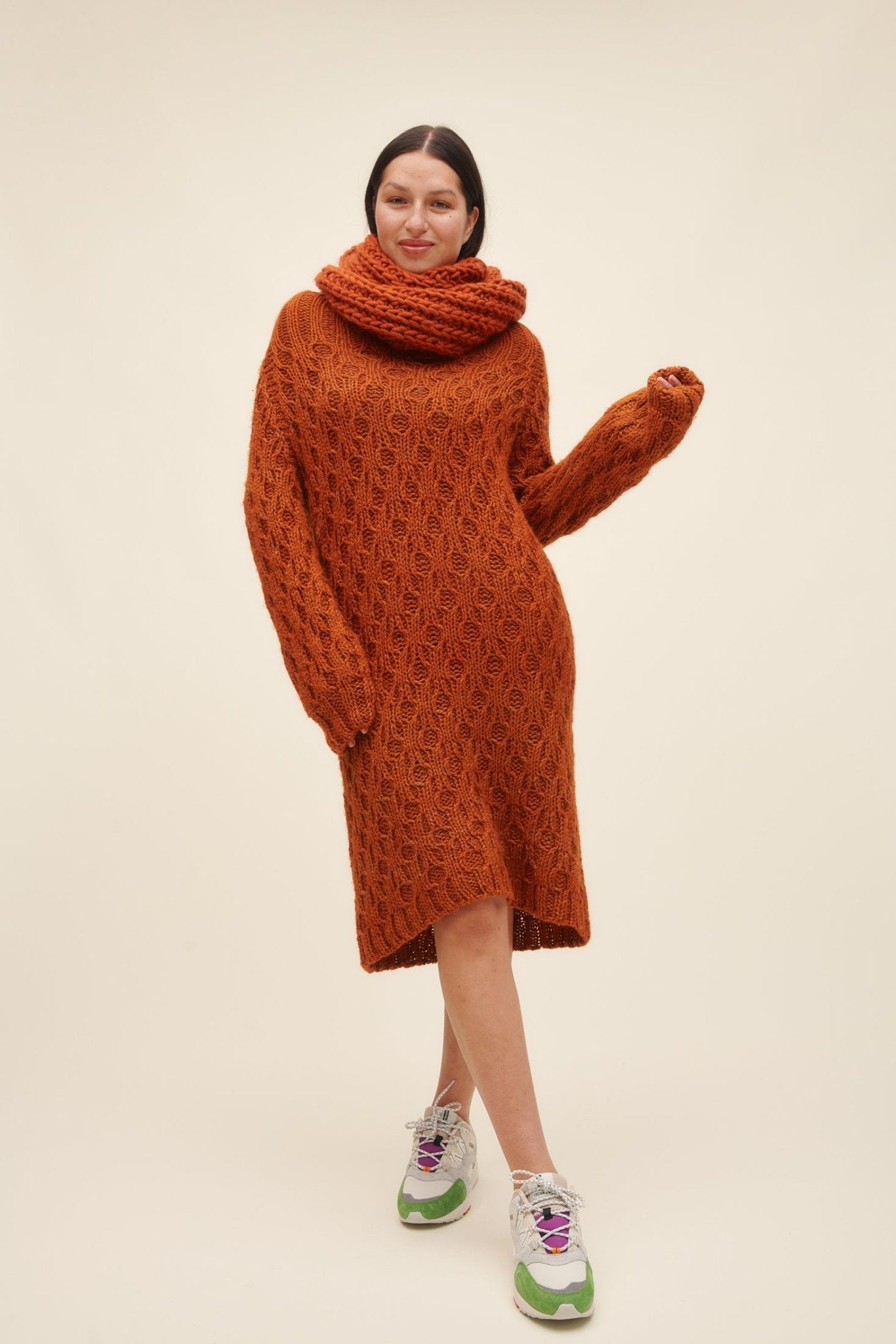 Laine Publishing - 52 Weeks of Chunky Knits - WoolAnn