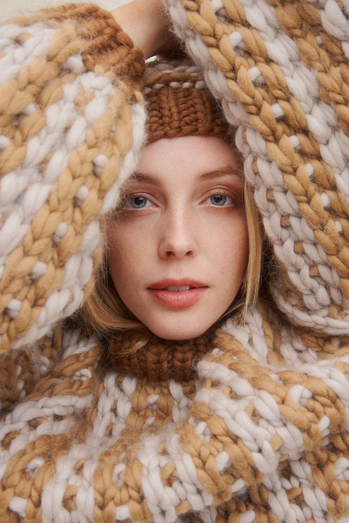 Laine Publishing - 52 Weeks of Chunky Knits - WoolAnn