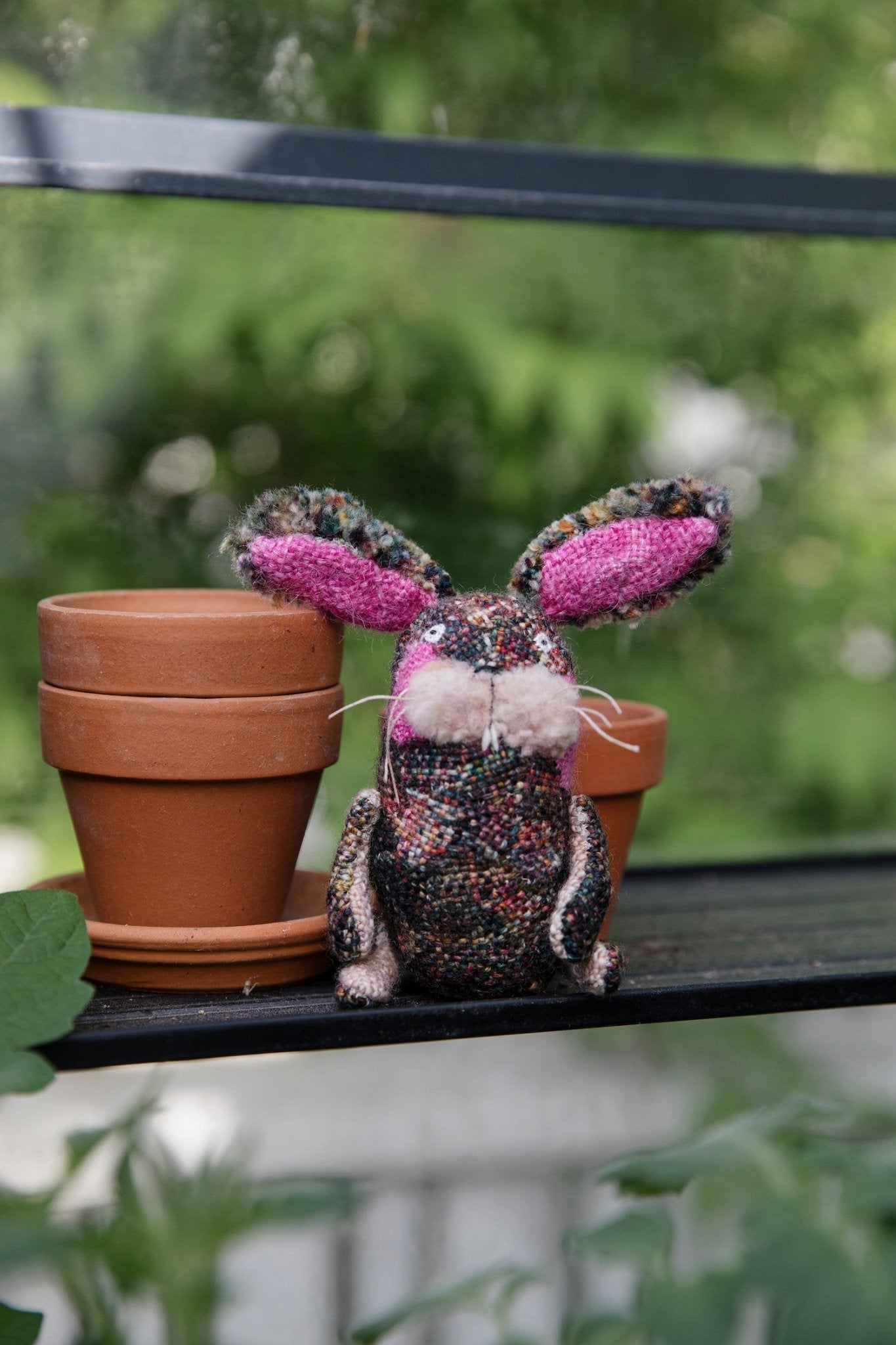 Tiny Friends: A Guide to Mosaic Embroidery - Tomomi Mimura - WoolAnn